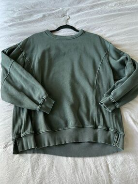 Aerie Crewneck